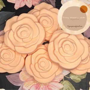 Pagans Peace Honey Almond & Vanilla handmade goats milk soap